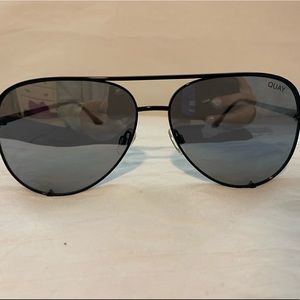 QUAY Australia x DESI Perkins